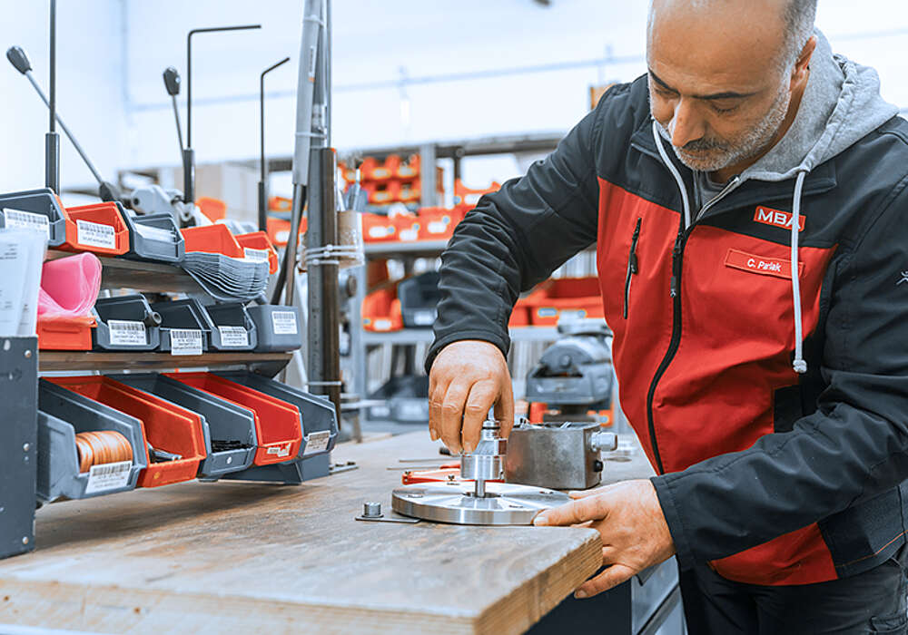MBA Instruments Stellenanzeige Fachkraft Messtechnik-Produktion
